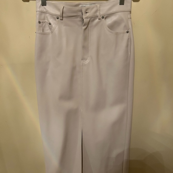 Zara Beige High-Waisted Skirt - Picture 1 of 4